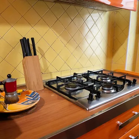 Policlinico Metro B Gæstehus